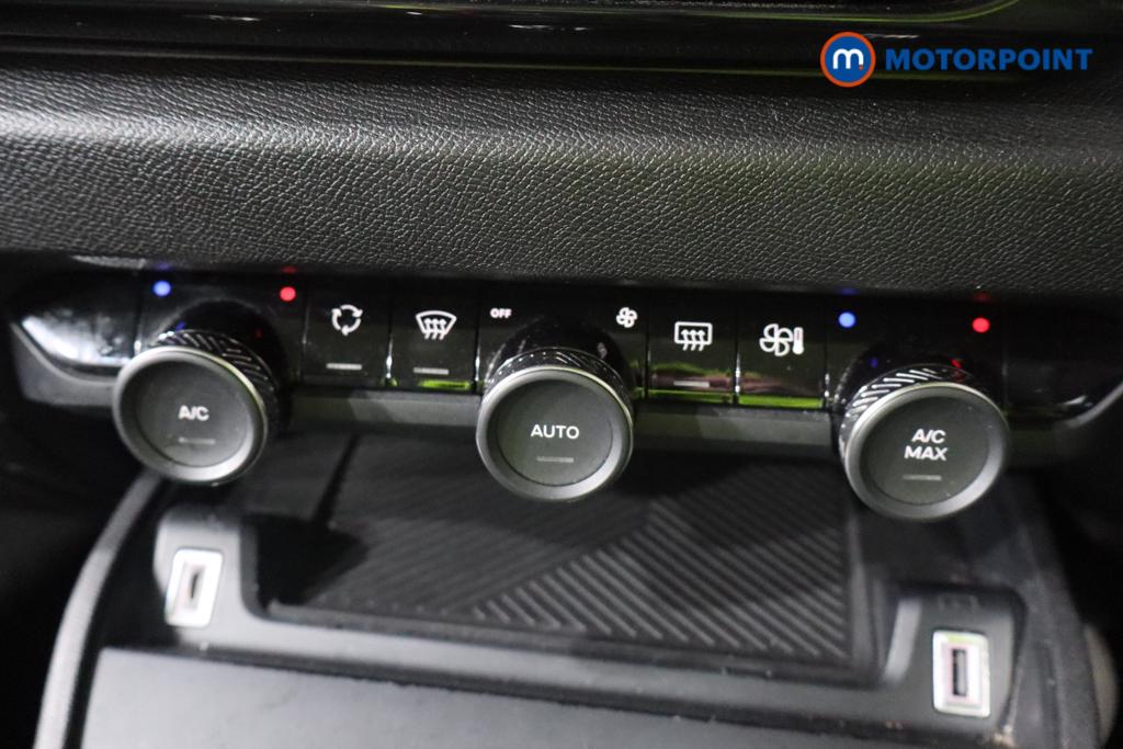 Citroen C4 YOU Manual Petrol Hatchback - Stock Number (1635794) - 9th supplementary image