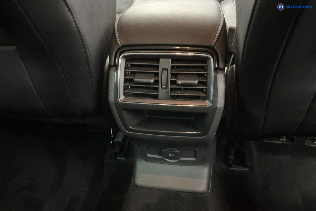 Skoda Karoq Se L Manual Petrol SUV - Stock Number (1636099) - 15th supplementary image