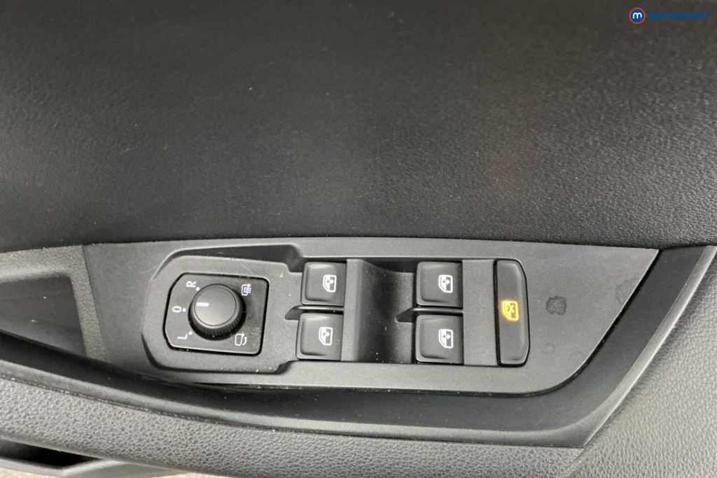 Skoda Karoq Se L Manual Petrol SUV - Stock Number (1636099) - 28th supplementary image
