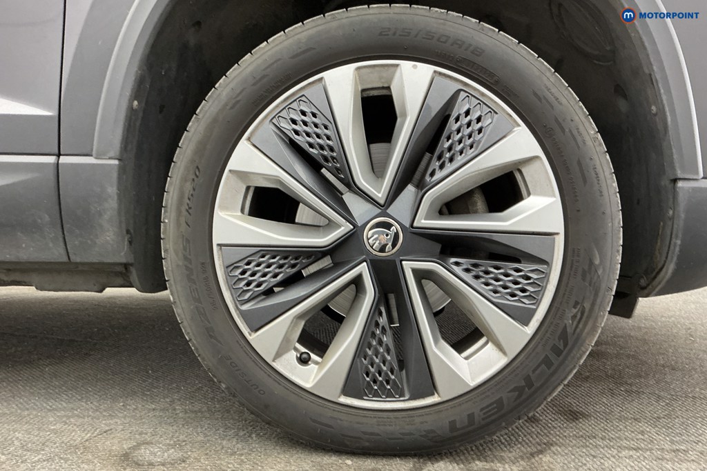 Skoda Karoq Se L Manual Petrol SUV - Stock Number (1636099) - 38th supplementary image