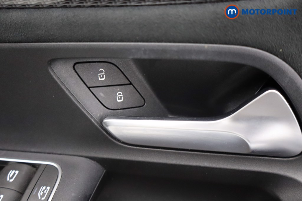 Mercedes-Benz B Class Amg Line Automatic Petrol Hatchback - Stock Number (1636180) - 10th supplementary image