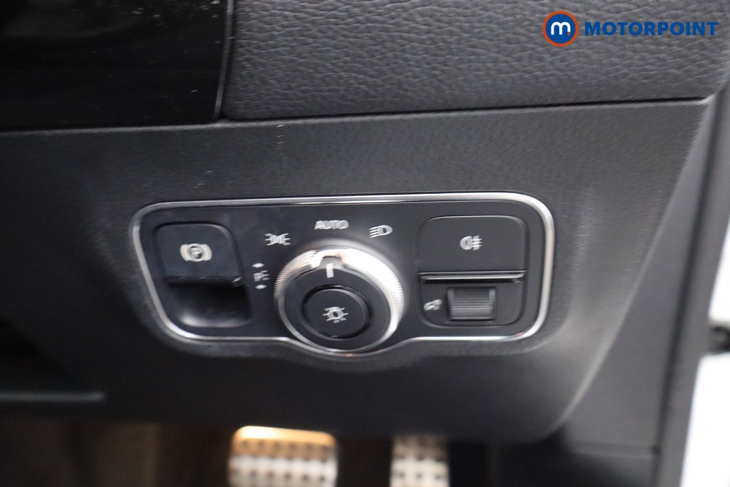 Mercedes-Benz B Class Amg Line Automatic Petrol Hatchback - Stock Number (1636180) - 14th supplementary image