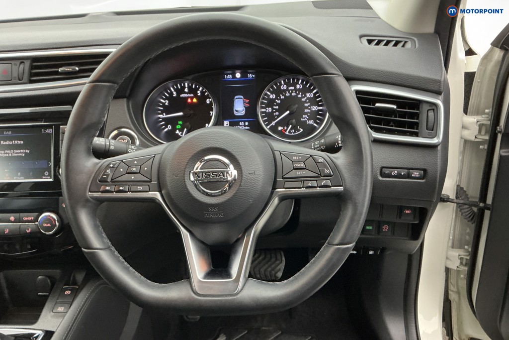 Nissan Qashqai N-Motion Automatic Petrol SUV - Stock Number (1636184) - 6th supplementary image