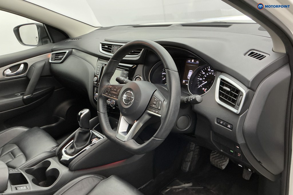 Nissan Qashqai N-Motion Automatic Petrol SUV - Stock Number (1636184) - 7th supplementary image