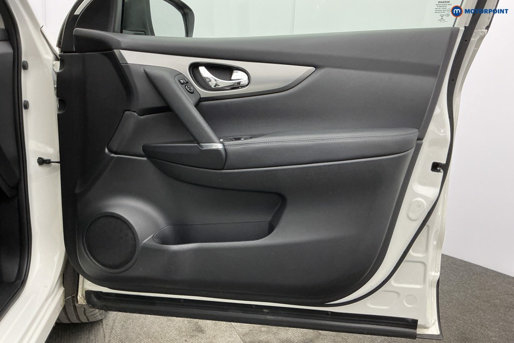 Nissan Qashqai N-Motion Automatic Petrol SUV - Stock Number (1636184) - 27th supplementary image