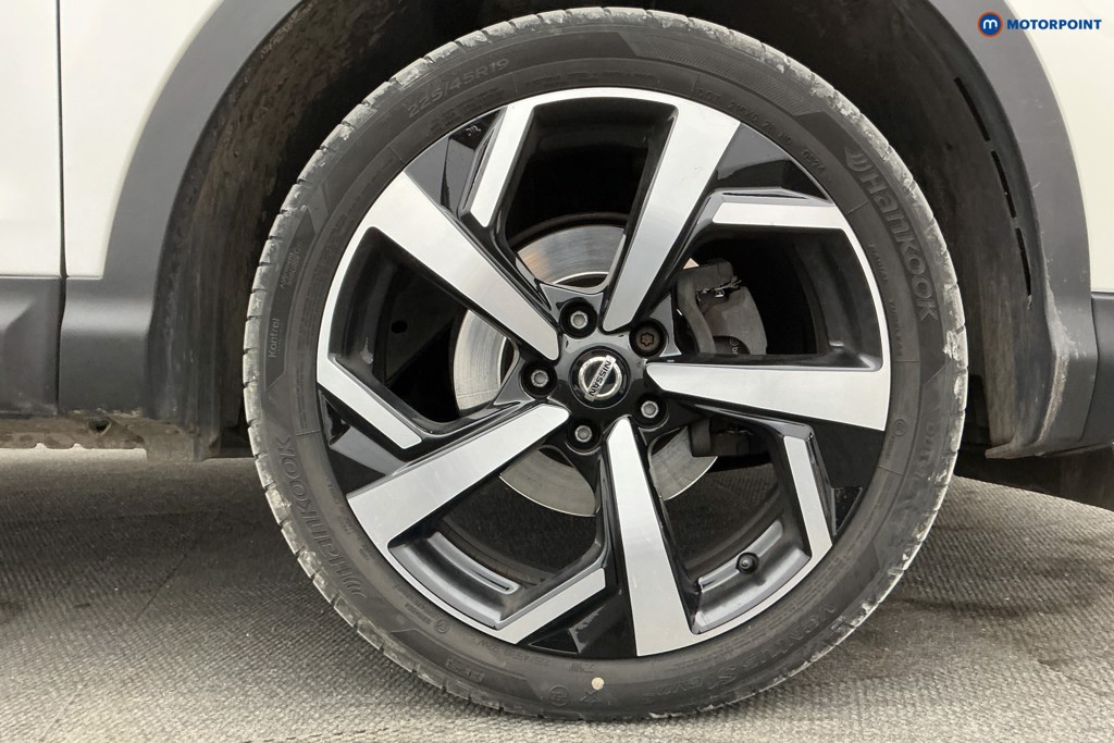 Nissan Qashqai N-Motion Automatic Petrol SUV - Stock Number (1636184) - 42nd supplementary image