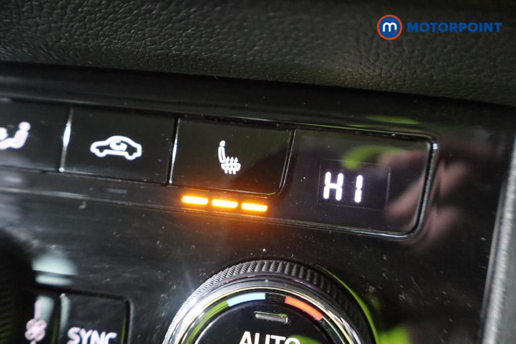 Skoda Karoq Se L Automatic Petrol SUV - Stock Number (1637097) - 12th supplementary image