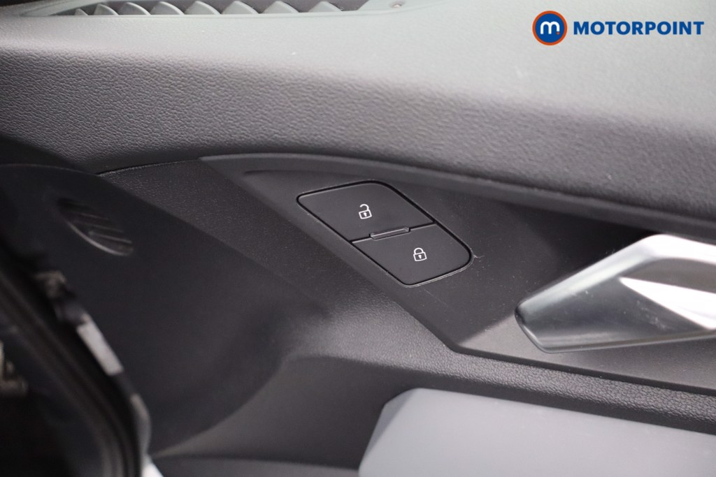 Audi A3 S Line Manual Petrol Hatchback - Stock Number (1637099) - 10th supplementary image
