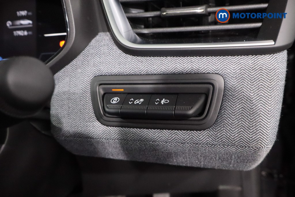 Renault Clio Techno Automatic Petrol-Electric Hybrid Hatchback - Stock Number (1637512) - 17th supplementary image
