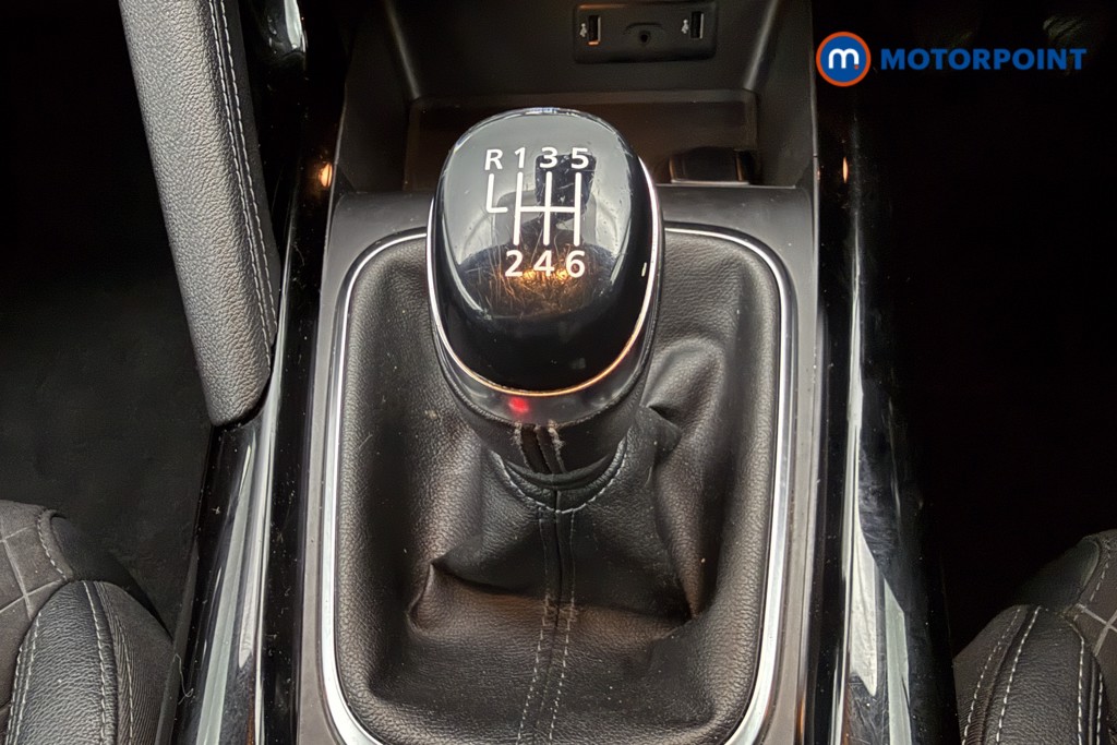 Renault Kadjar Iconic Manual Petrol SUV - Stock Number (1637862) - 7th supplementary image