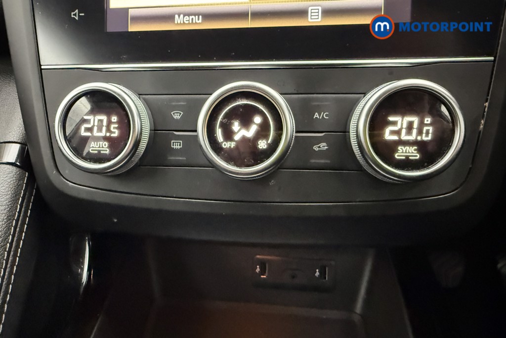 Renault Kadjar Iconic Manual Petrol SUV - Stock Number (1637862) - 16th supplementary image