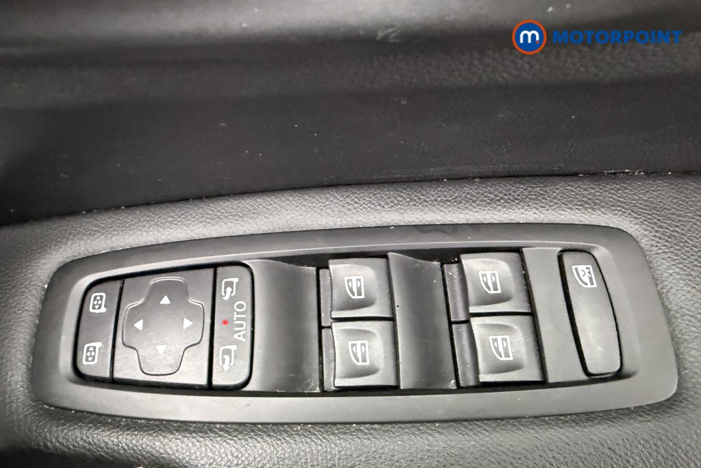 Renault Kadjar Iconic Manual Petrol SUV - Stock Number (1637862) - 19th supplementary image