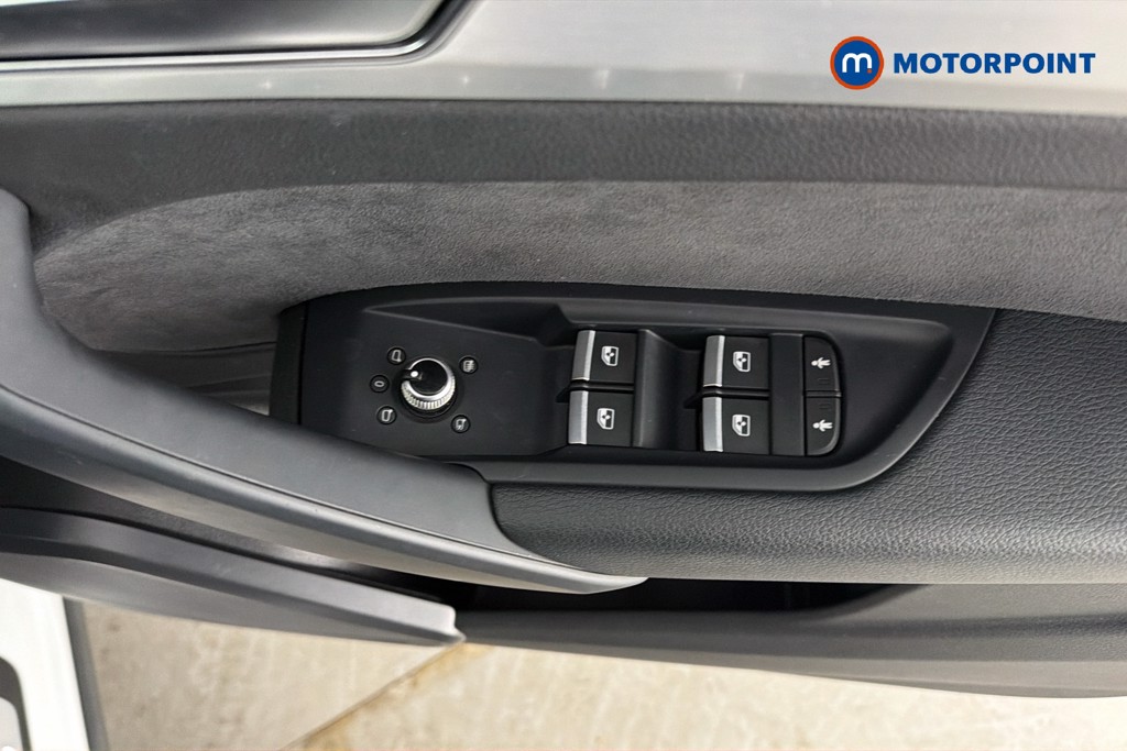 Audi Q5 S Line Automatic Petrol SUV - Stock Number (1638195) - 20th supplementary image