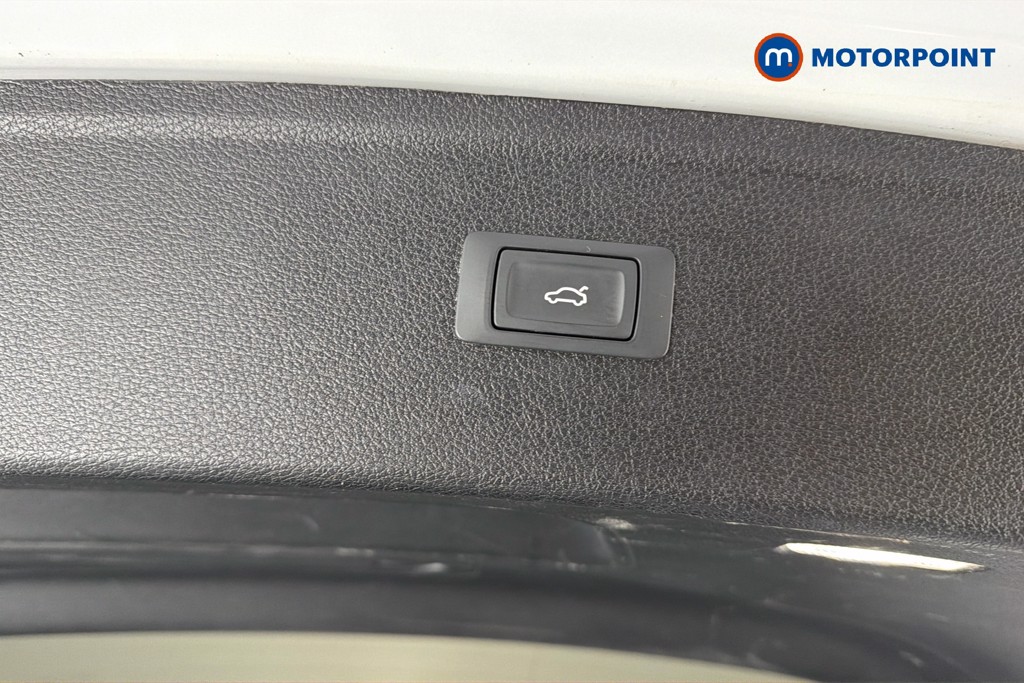 Audi Q5 S Line Automatic Petrol SUV - Stock Number (1638195) - 35th supplementary image
