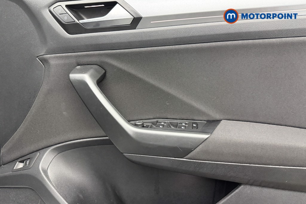 Volkswagen T-Roc Active Automatic Petrol SUV - Stock Number (1638401) - 18th supplementary image
