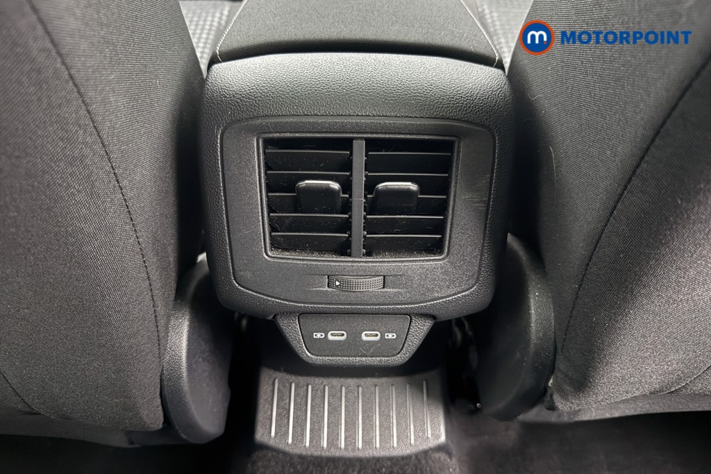 Volkswagen T-Roc Active Automatic Petrol SUV - Stock Number (1638401) - 21st supplementary image