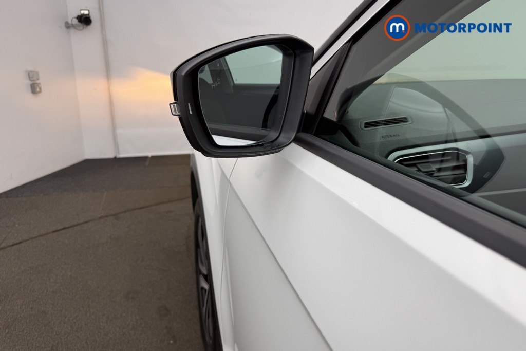 Volkswagen T-Roc Active Automatic Petrol SUV - Stock Number (1638401) - 31st supplementary image
