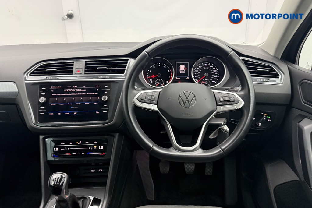 Volkswagen Tiguan Life Manual Petrol SUV - Stock Number (1638691) - 2nd supplementary image