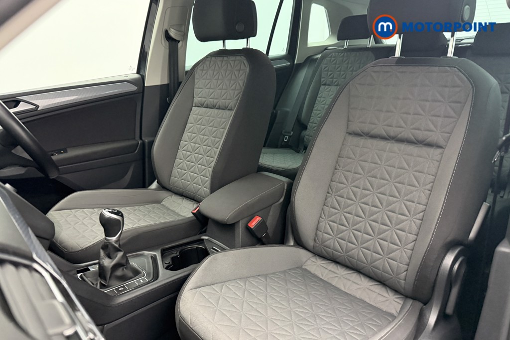 Volkswagen Tiguan Life Manual Petrol SUV - Stock Number (1638691) - 3rd supplementary image