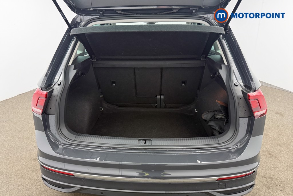 Volkswagen Tiguan Life Manual Petrol SUV - Stock Number (1638691) - 5th supplementary image