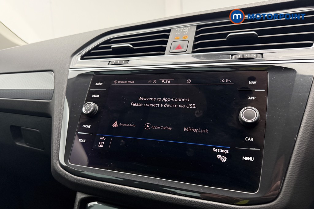 Volkswagen Tiguan Life Manual Petrol SUV - Stock Number (1638691) - 12th supplementary image