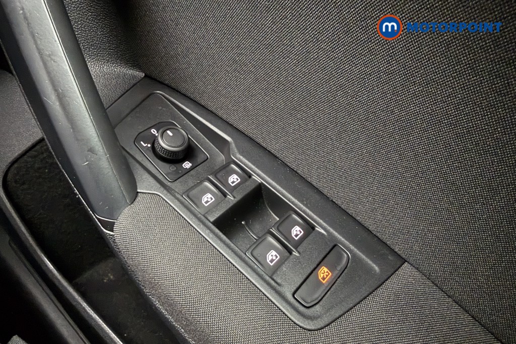 Volkswagen Tiguan Life Manual Petrol SUV - Stock Number (1638691) - 18th supplementary image