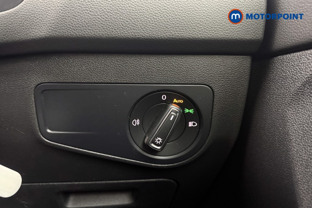 Volkswagen Tiguan Life Manual Petrol SUV - Stock Number (1638691) - 19th supplementary image