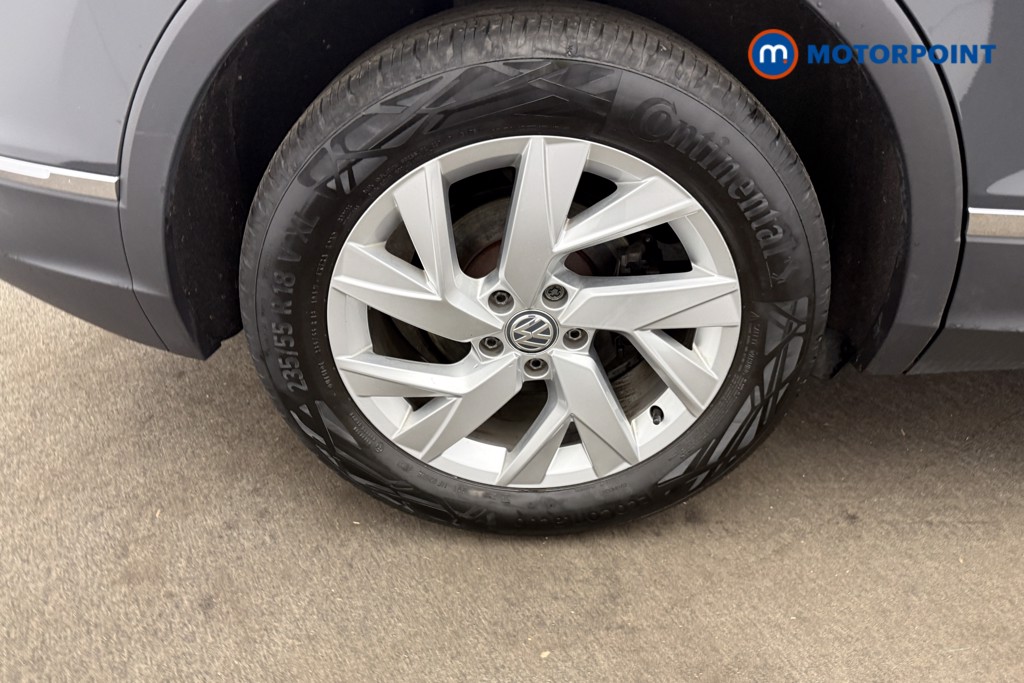 Volkswagen Tiguan Life Manual Petrol SUV - Stock Number (1638691) - 25th supplementary image