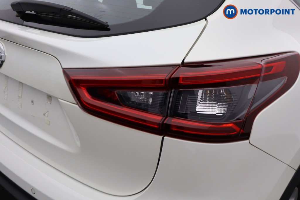 Nissan Qashqai Acenta Premium Automatic Diesel SUV - Stock Number (1639348) - 3rd supplementary image