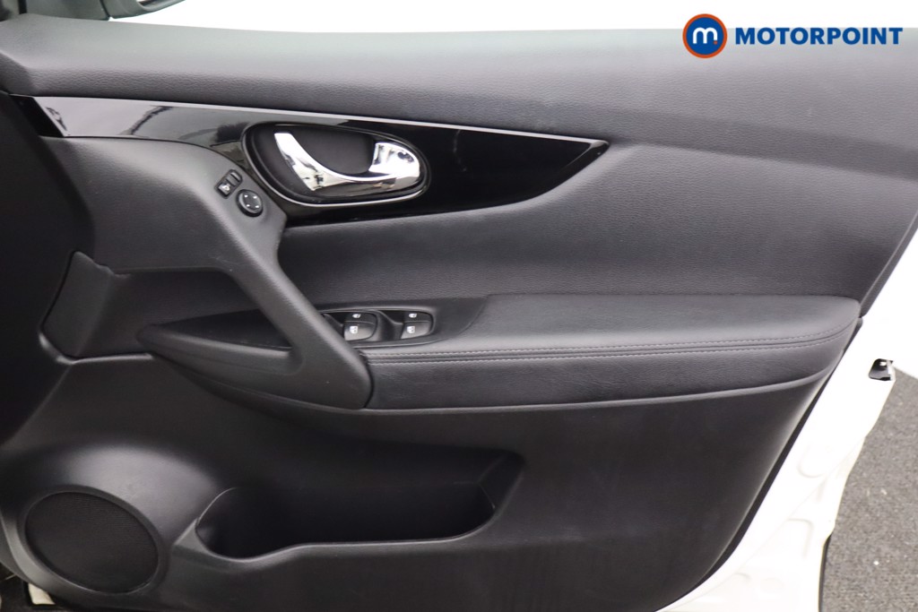 Nissan Qashqai Acenta Premium Automatic Diesel SUV - Stock Number (1639348) - 11th supplementary image