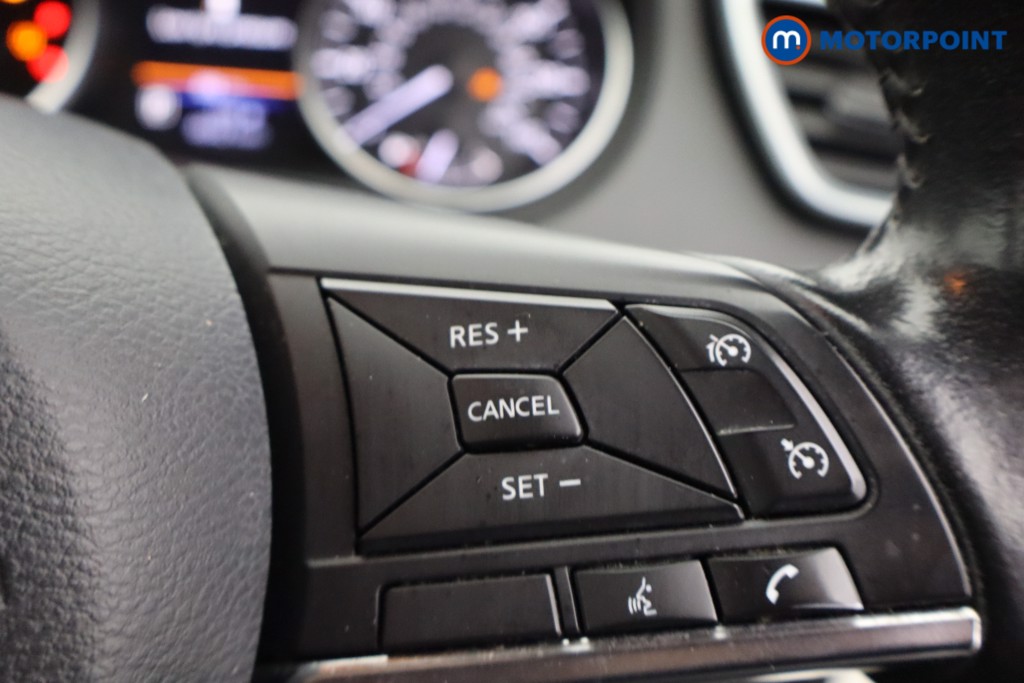 Nissan Qashqai Acenta Premium Automatic Diesel SUV - Stock Number (1639348) - 15th supplementary image