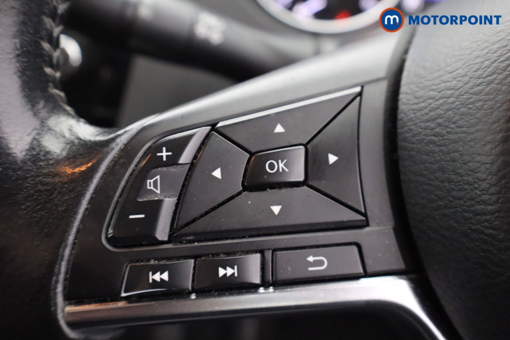 Nissan Qashqai Acenta Premium Automatic Diesel SUV - Stock Number (1639348) - 16th supplementary image