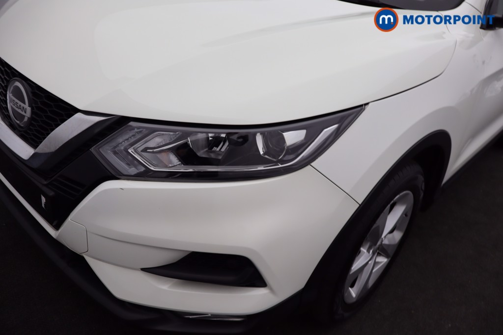 Nissan Qashqai Acenta Premium Automatic Diesel SUV - Stock Number (1639348) - 26th supplementary image