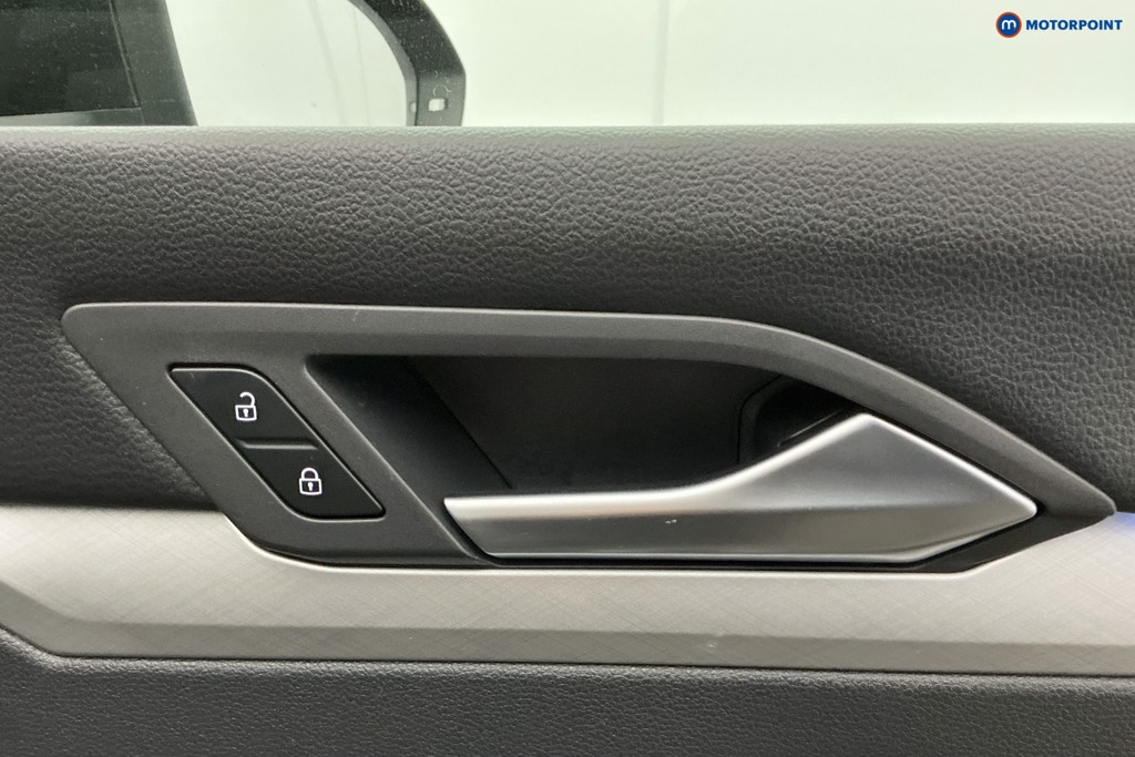 Volkswagen Golf Life Manual Petrol Hatchback - Stock Number (1639427) - 26th supplementary image