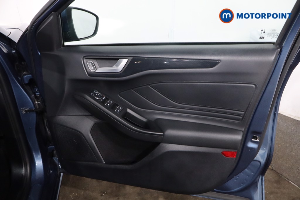 Ford Focus St-Line X Automatic Petrol Hatchback - Stock Number (1639519) - 25th supplementary image