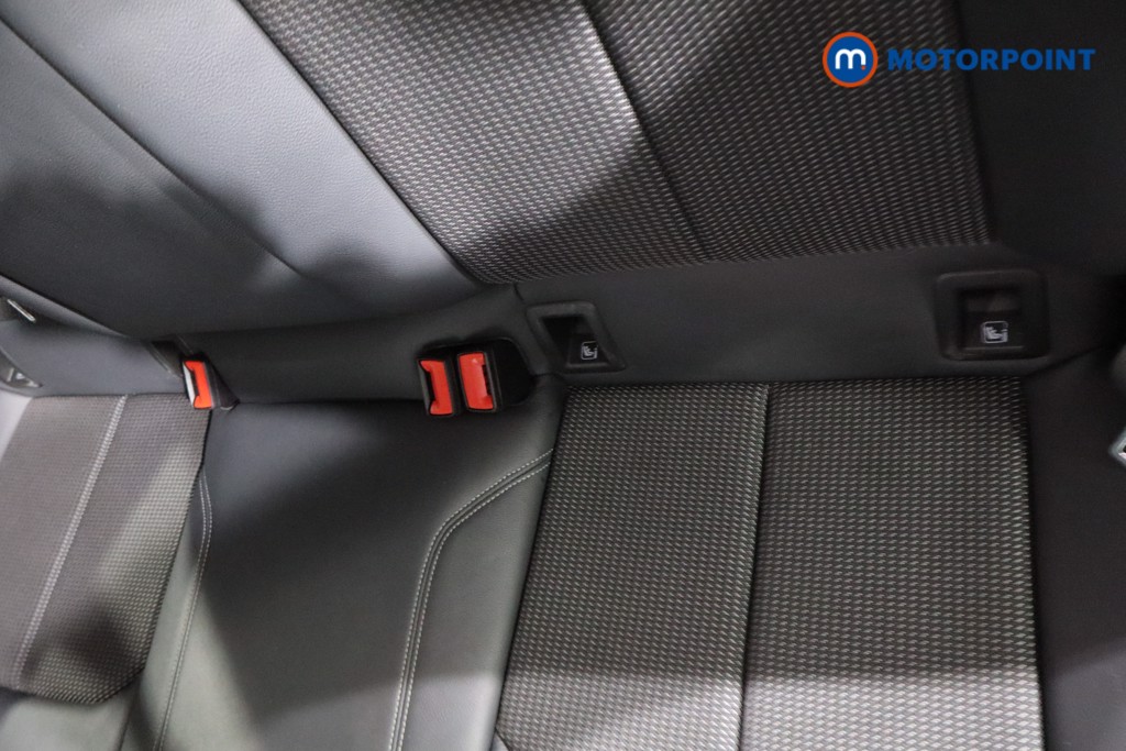 Audi Q2 Black Edition Manual Petrol SUV - Stock Number (1639563) - 28th supplementary image