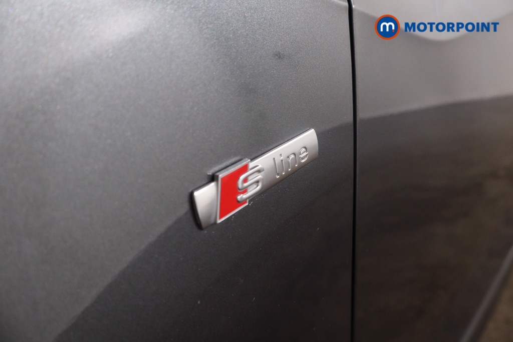 Audi Q2 Black Edition Manual Petrol SUV - Stock Number (1639563) - 34th supplementary image
