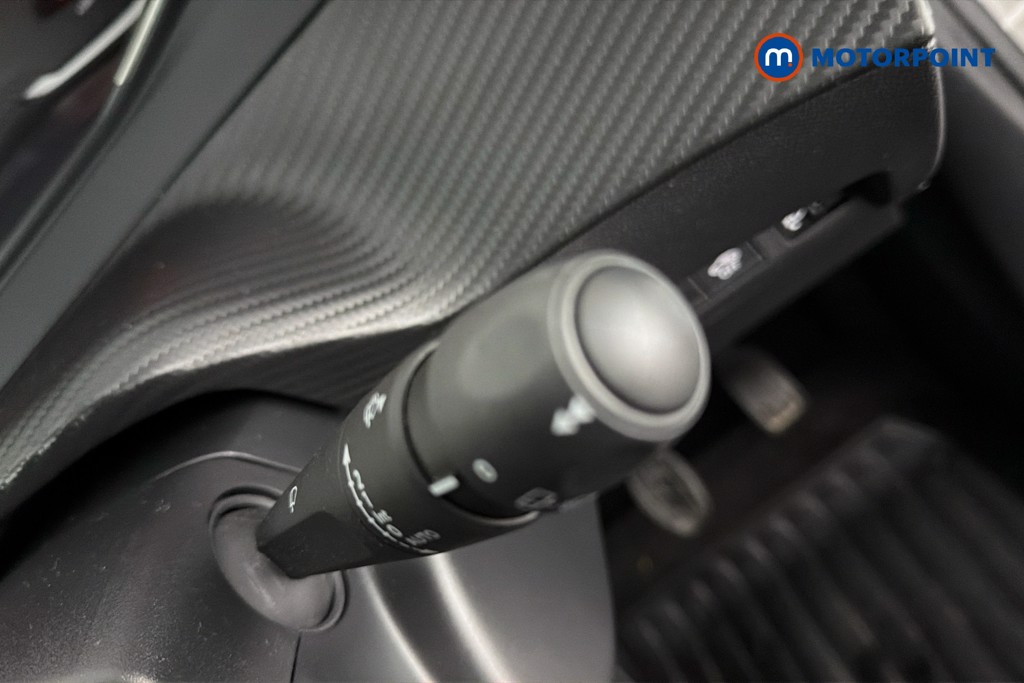 Peugeot 2008 Active Manual Petrol SUV - Stock Number (1640019) - 7th supplementary image