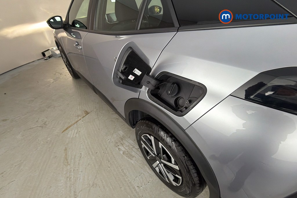 Peugeot 2008 Active Manual Petrol SUV - Stock Number (1640019) - 41st supplementary image