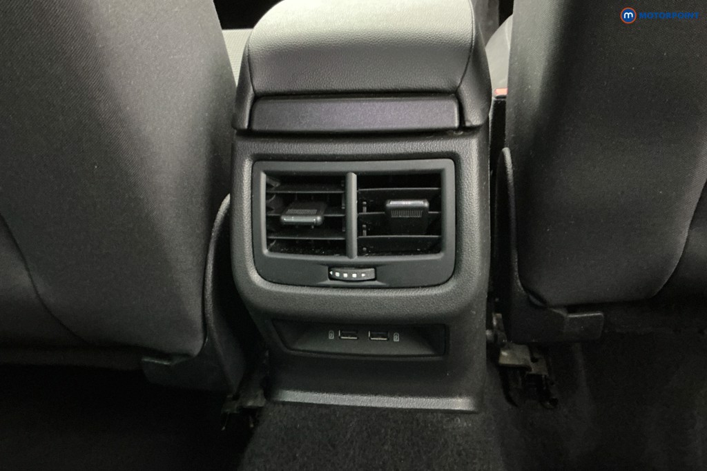 Seat Leon Se Dynamic Manual Petrol Hatchback - Stock Number (1640151) - 13th supplementary image