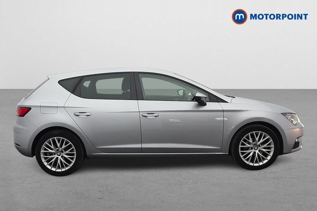 Seat Leon Se Dynamic Manual Petrol Hatchback - Stock Number (1640151) - Drivers side