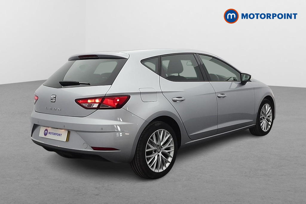 Seat Leon Se Dynamic Manual Petrol Hatchback - Stock Number (1640151) - Drivers side rear corner