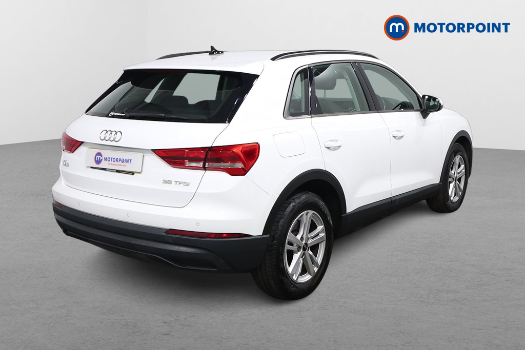 Audi Q3 Technik Automatic Petrol SUV - Stock Number (1640446) - Drivers side rear corner