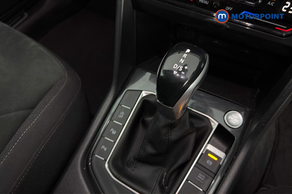 Volkswagen Tiguan Elegance Automatic Petrol SUV - Stock Number (1640691) - 15th supplementary image