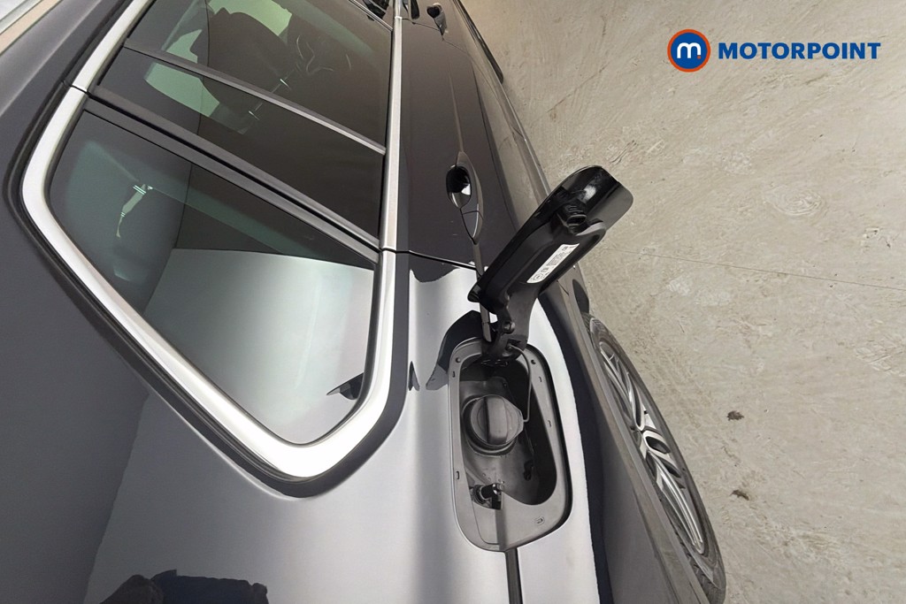 Volkswagen Tiguan Elegance Automatic Petrol SUV - Stock Number (1640691) - 41st supplementary image