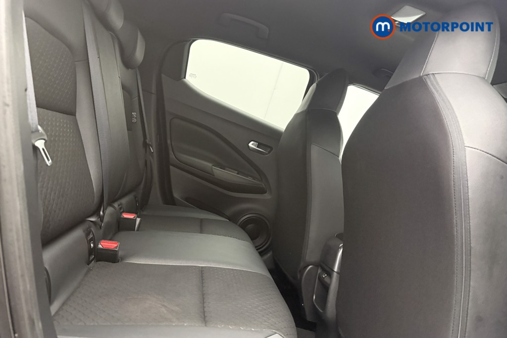 Nissan Juke N-Connecta Manual Petrol SUV - Stock Number (1640760) - 9th supplementary image