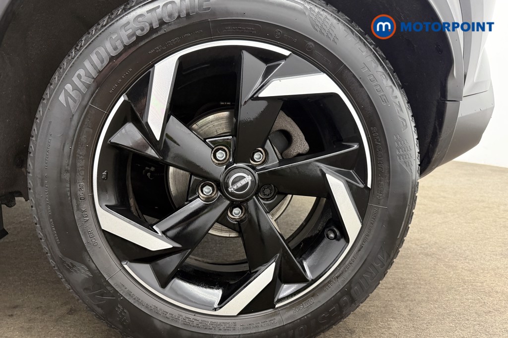 Nissan Juke N-Connecta Manual Petrol SUV - Stock Number (1640760) - 13th supplementary image