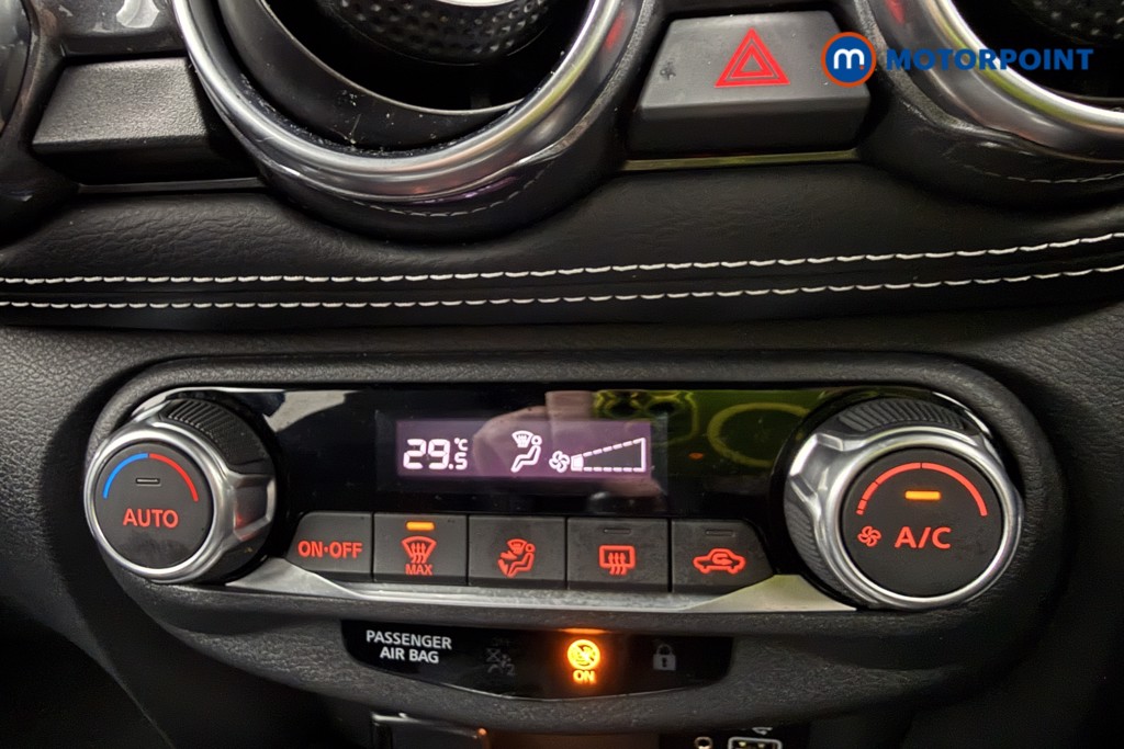 Nissan Juke N-Connecta Manual Petrol SUV - Stock Number (1640760) - 16th supplementary image