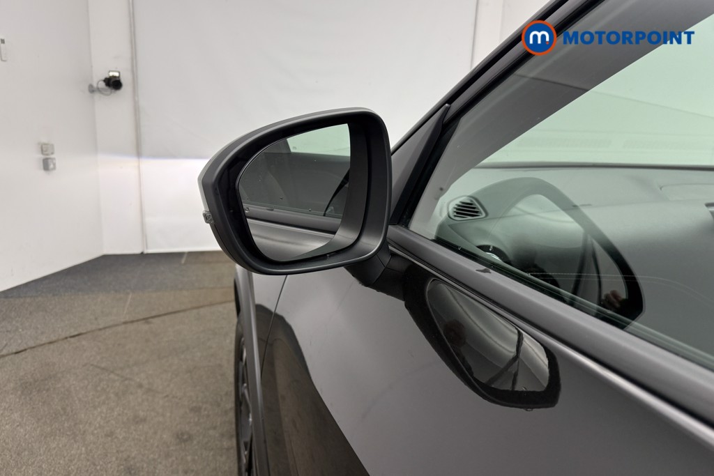 Nissan Juke N-Connecta Manual Petrol SUV - Stock Number (1640760) - 30th supplementary image