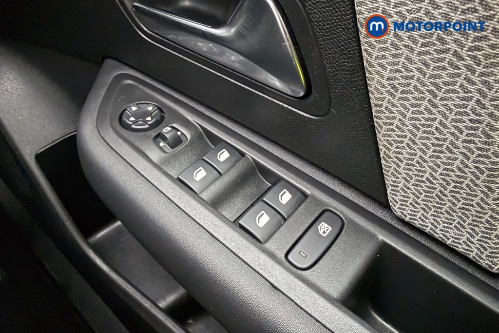 Citroen C4 YOU Manual Petrol Hatchback - Stock Number (1641016) - 13th supplementary image